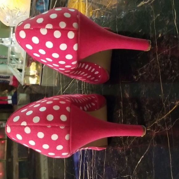 Dollhouse women's high heels. - Picture 2 of 5